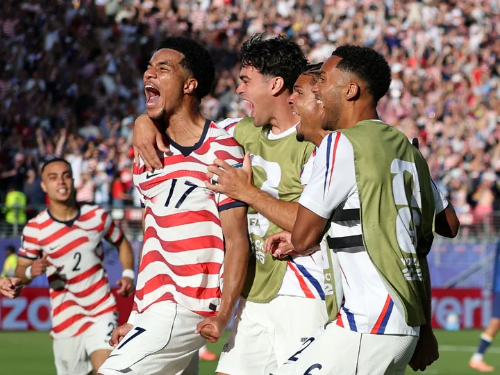 Pochettino's midfield trio dominates with Tillman shining to seal last-16 spot: United States 2-0 Bosnia player ratings