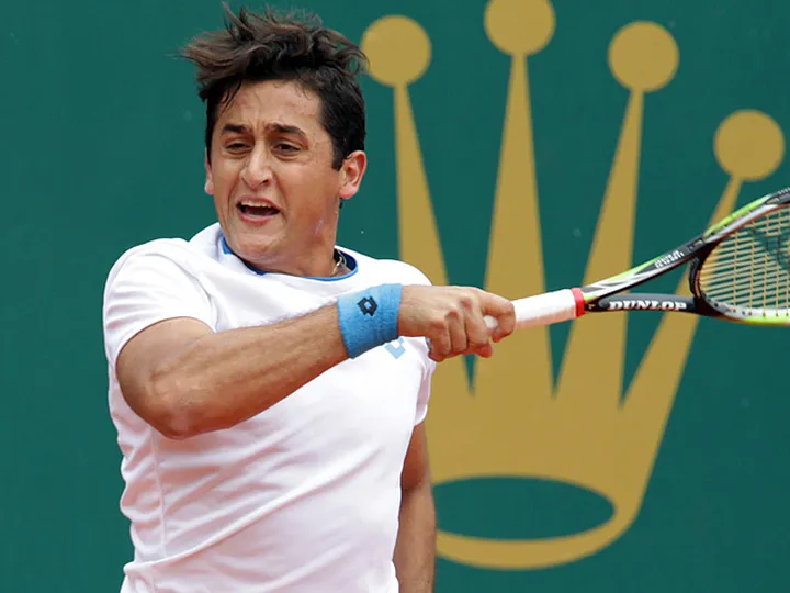 Almagro moves past Mahut in Monte Carlo