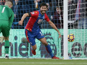 Tomkins: 'Palace must avoid late goals'