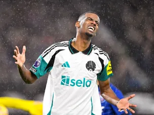 Rice, Isak shocks: Arsenal vs. Newcastle starting lineups confirmed!