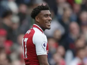 Iwobi replaces Lacazette in Arsenal XI