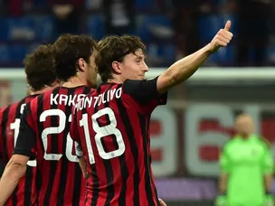 Montolivo gives Milan lead