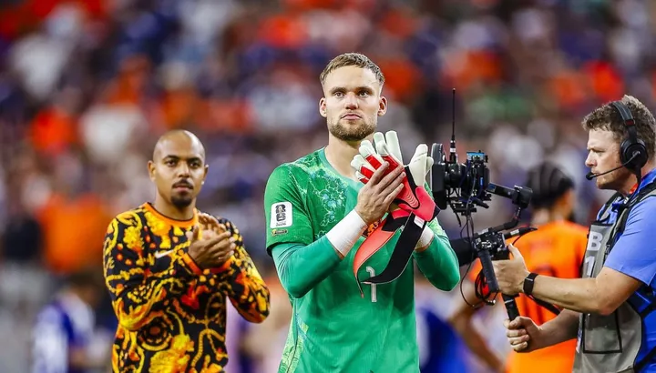 Netherlands 2-2 Japan player ratings: Bart Verbruggen disappoints as Daichi Kamada rescues late point