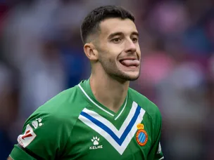 Garcia makes transfer U-turn as 'agreement reached' for Arsenal-linked goalkeeper