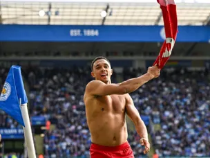 A final goodbye? Alexander-Arnold scores against Foxes as Reds inch to title