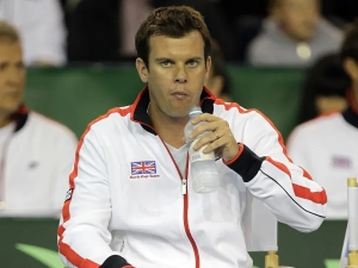 Ward, Baker to play singles for Britain