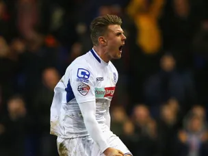 Taylor brace gives Portsmouth comeback win
