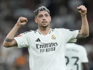 Real Madrid return to winning ways with two-goal success over Villarreal