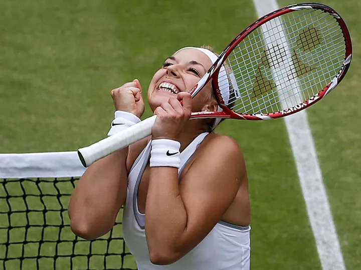 Lisicki books semi-final spot