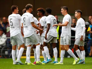 Bayern edge past Paderborn to return to top of Bundesliga