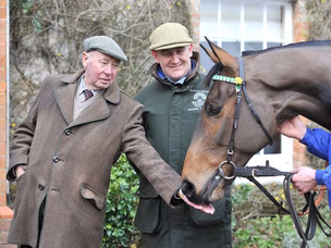 2011 Grand National winner retires