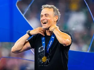 Luis Enrique breaks into the top three of the world's best-paid managers