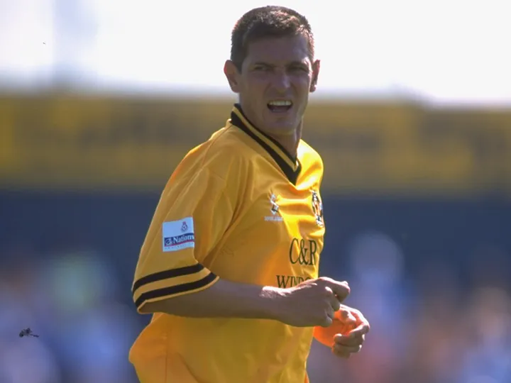 Taylor opens up about gambling addiction