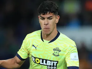 PL lifeline? West Ham 'preparing' opening bid for Southampton midfielder