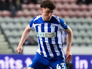 Chelsea 'agree deal' to sign 18-year-old EFL starlet