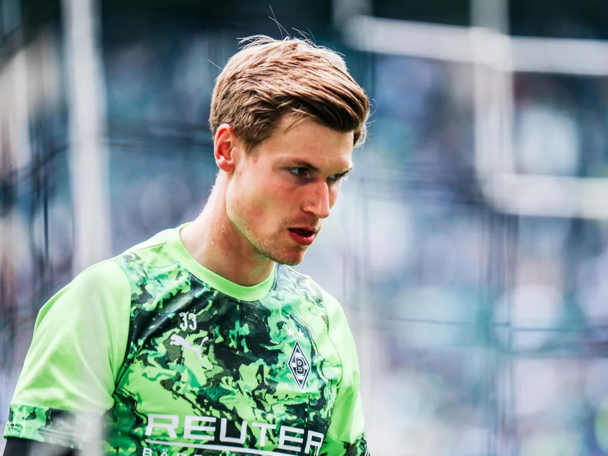 Aston Villa transfer news: Pursuit of Bundesliga goalkeeper 'stepped up' as Unai Emery considers options