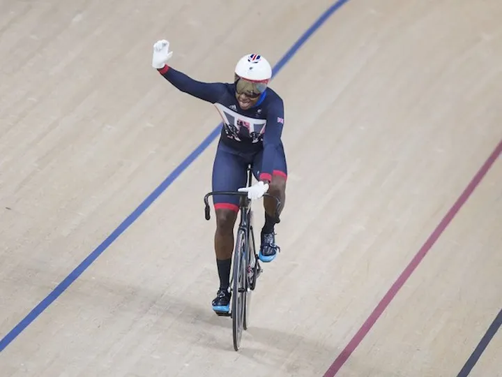 Record-breaking Cox secures Paralympic gold