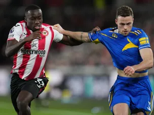 Aerial Dom-inator: Calvert-Lewin streak continues as Leeds snatch Brentford draw