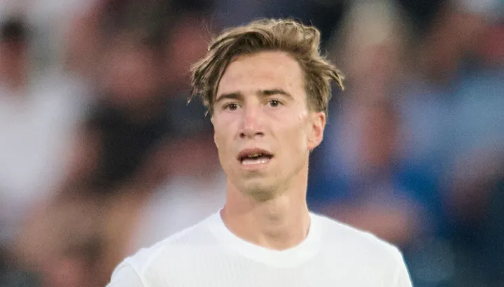 Man United-linked defender 'planning' summer transfer in new Michael Carrick boost