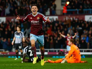 Mark Noble hails match-winner Cresswell