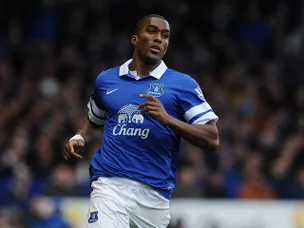 Distin returns for Toffees 