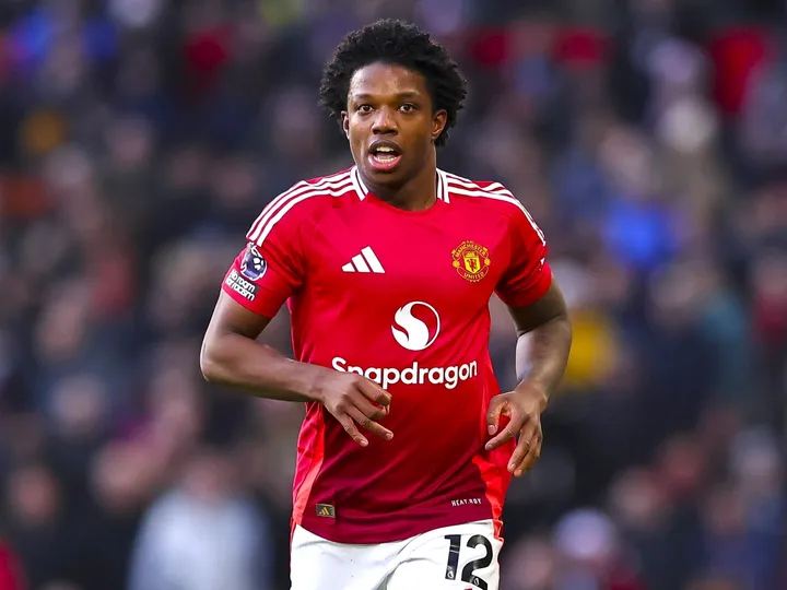 New favourites 'emerge' for Malacia as offer is submitted for Man United defender