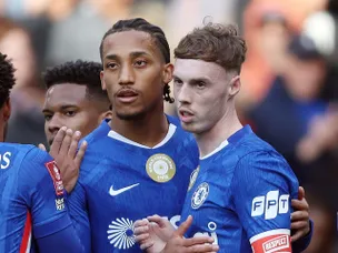 Seven for Chelsea as Palmer captains Blues in FA Cup quarter-final demolition