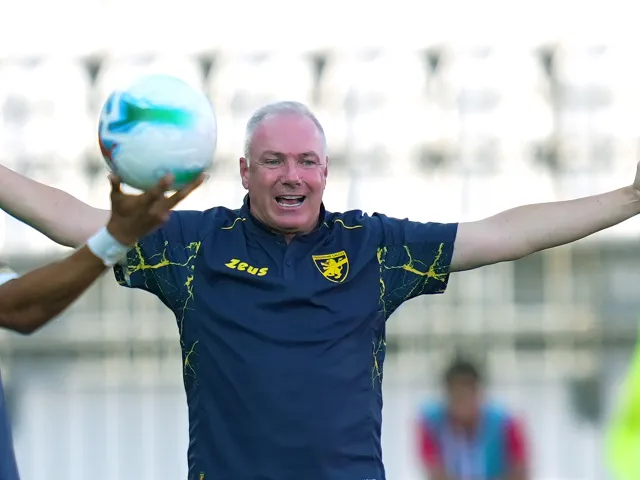 Preview: Cagliari vs Frosinone - prediction, team news, lineups