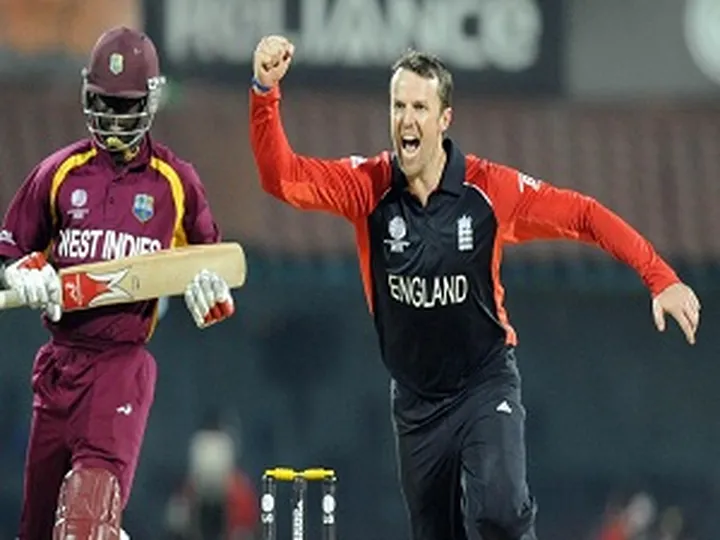 Wickets fail to halt India progress