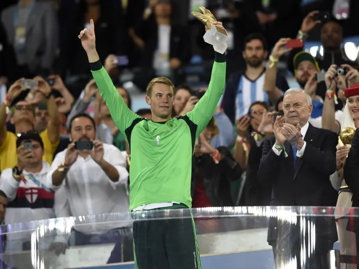 Which goalkeepers have won the World Cup Golden Glove award?