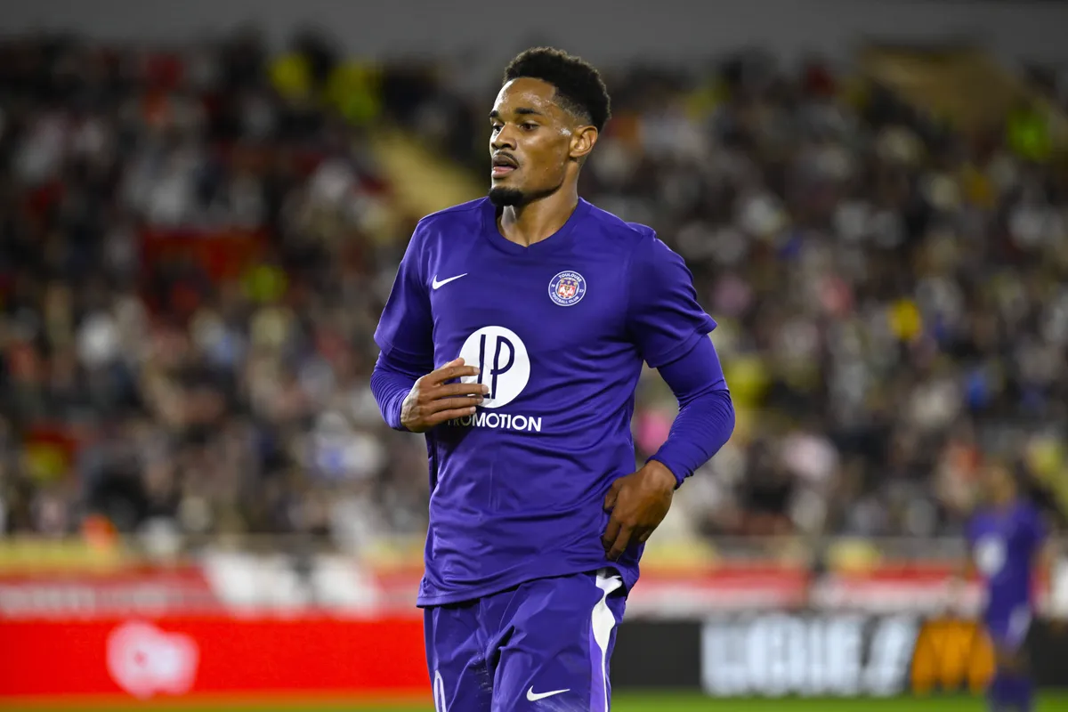 Eight goals, three assists and a record transfer fee: who is Ipswich Town's 21-year-old Brazilian sensation?