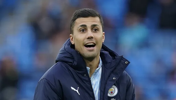 Rodri enfrenta ‘exploração’ de transferência do gigante europeu enquanto Pep Guardiola avalia a decisão do contrato do Man City – Sports Mole