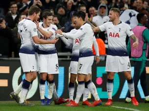 Spurs put one foot in CL quarter-finals