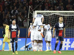 PSG, Chelsea level at break