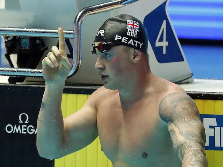 Adam Peaty smashes own 100m breaststroke record in South Korea