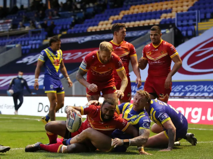 Warrington overcome jetlagged Catalans Dragons to maintain 100% record