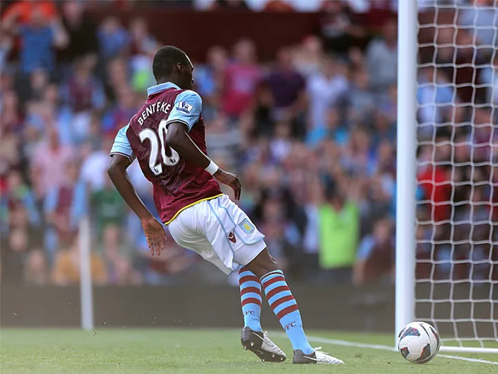 Benteke aiming to repay Lambert