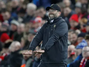 Liverpool boss Klopp refusing to take Premier League advantage for granted