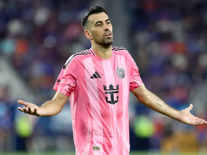 Is this the end? Mascherano responds to Busquets retirement rumours