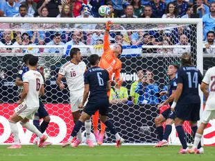 Uruguay 0-1 Spain: Muslera howler sends La Roja top