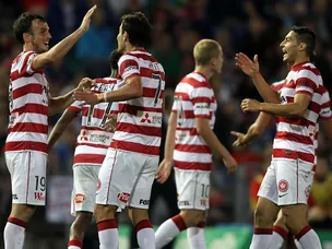 Wanderers end Jets' unbeaten home record