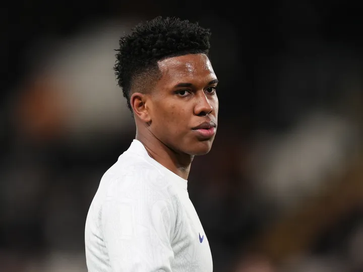 Cucurella, Estevao latest: Chelsea injury, suspension list vs. Aston Villa