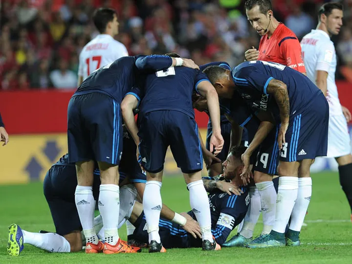 Llorente strikes as Sevilla stun Real