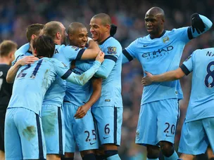 Silva and Fernandinho give City the lead