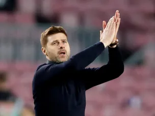 Pochettino: My focus is on mounting title challenge with Spurs, not United job