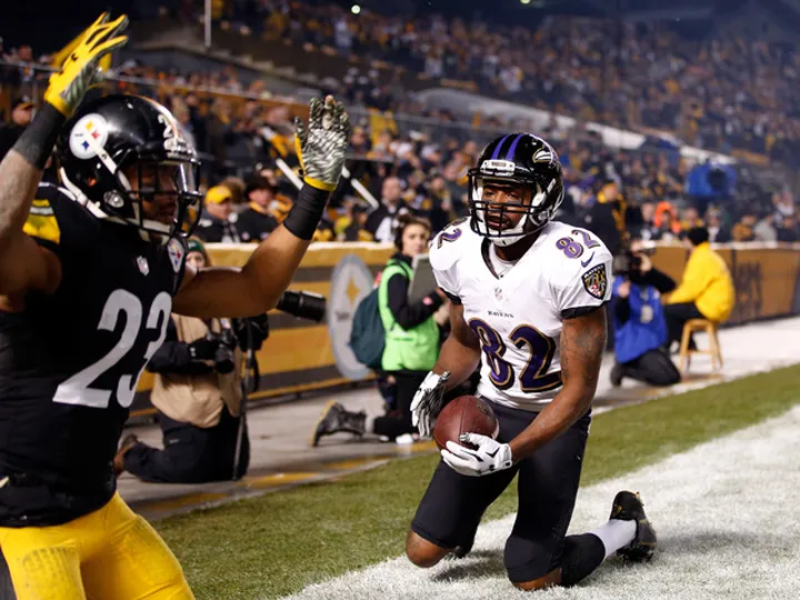 Ravens stun Steelers to reach divisional round