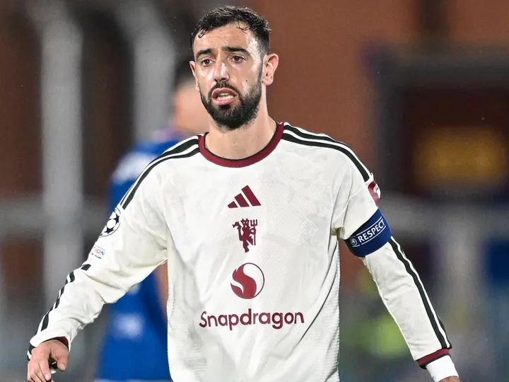 Fernandes appears to question Carrick following Man Utd defeat in Como