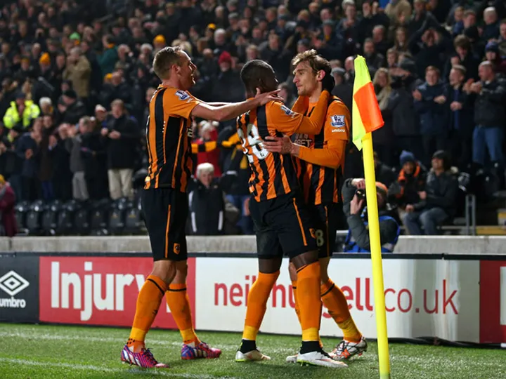 Jelavic fires Hull ahead