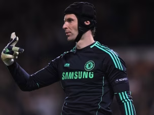 Cech set for summer surgery