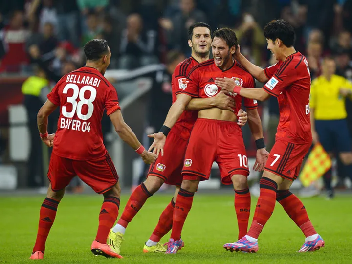 Bayer Leverkusen see off Augsburg